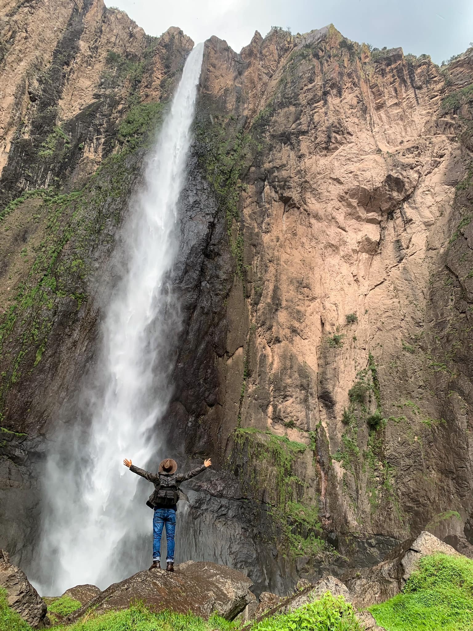 Cascada de Basaseachi desde las Barrancas de Candameña